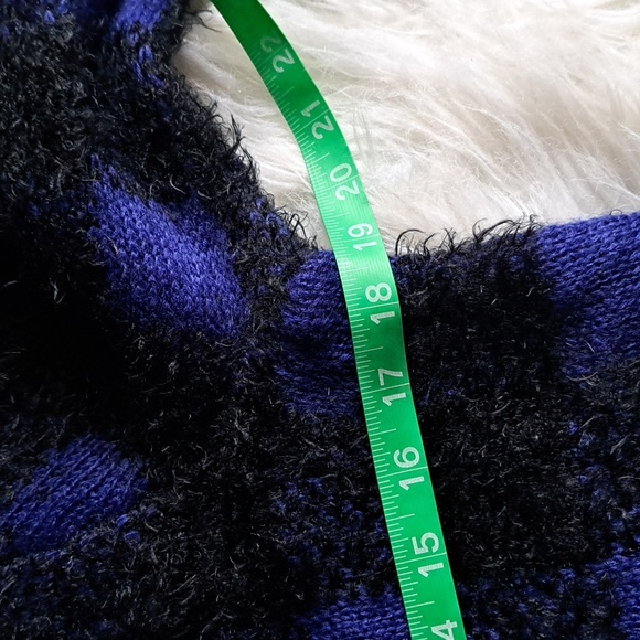 Cable & Gauge Fuzzy Sweater - Picture 3 of 8